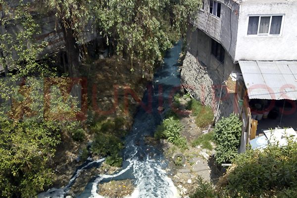 Podrían retirar casas por desazolve de río en Texmelucan