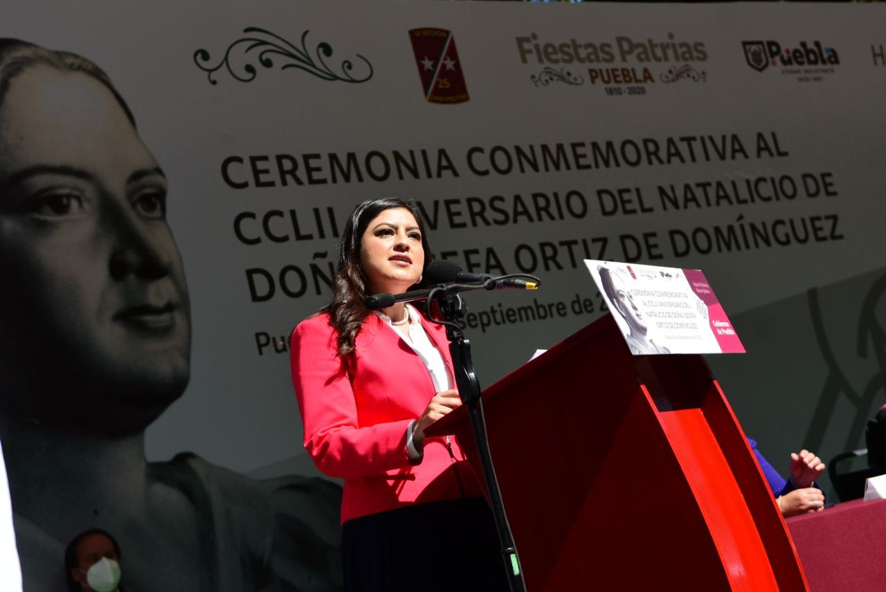 Ni un paso atrás por la transformación de nuestro país: Claudia Rivera 