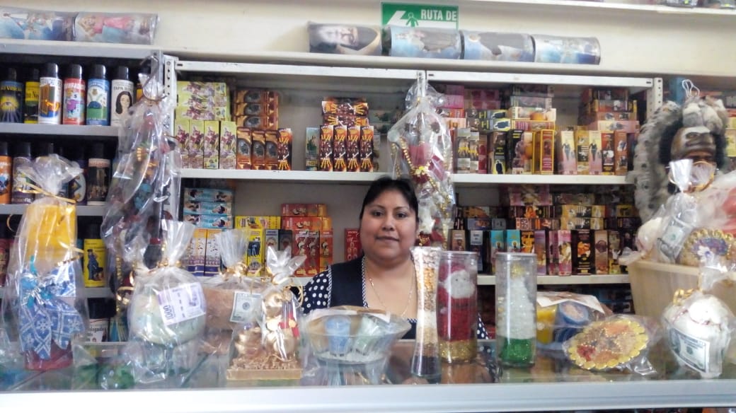 Con rituales buscan atraer el amor y el dinero en Texmelucan