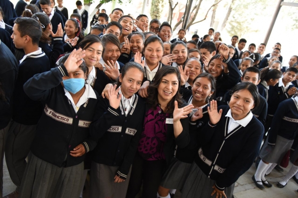 Comuna imparte charlas contra violencia y acoso en escuelas