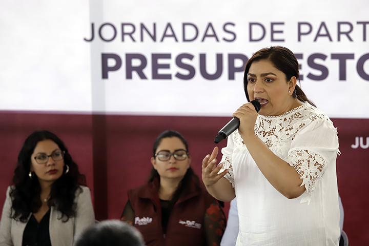 ITAIPUE obliga a Claudia Rivera a transparentar su sueldo