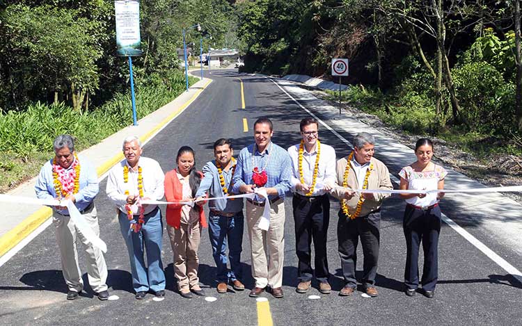 Anuncia RMV fondo para infraestructura carretera en municipios