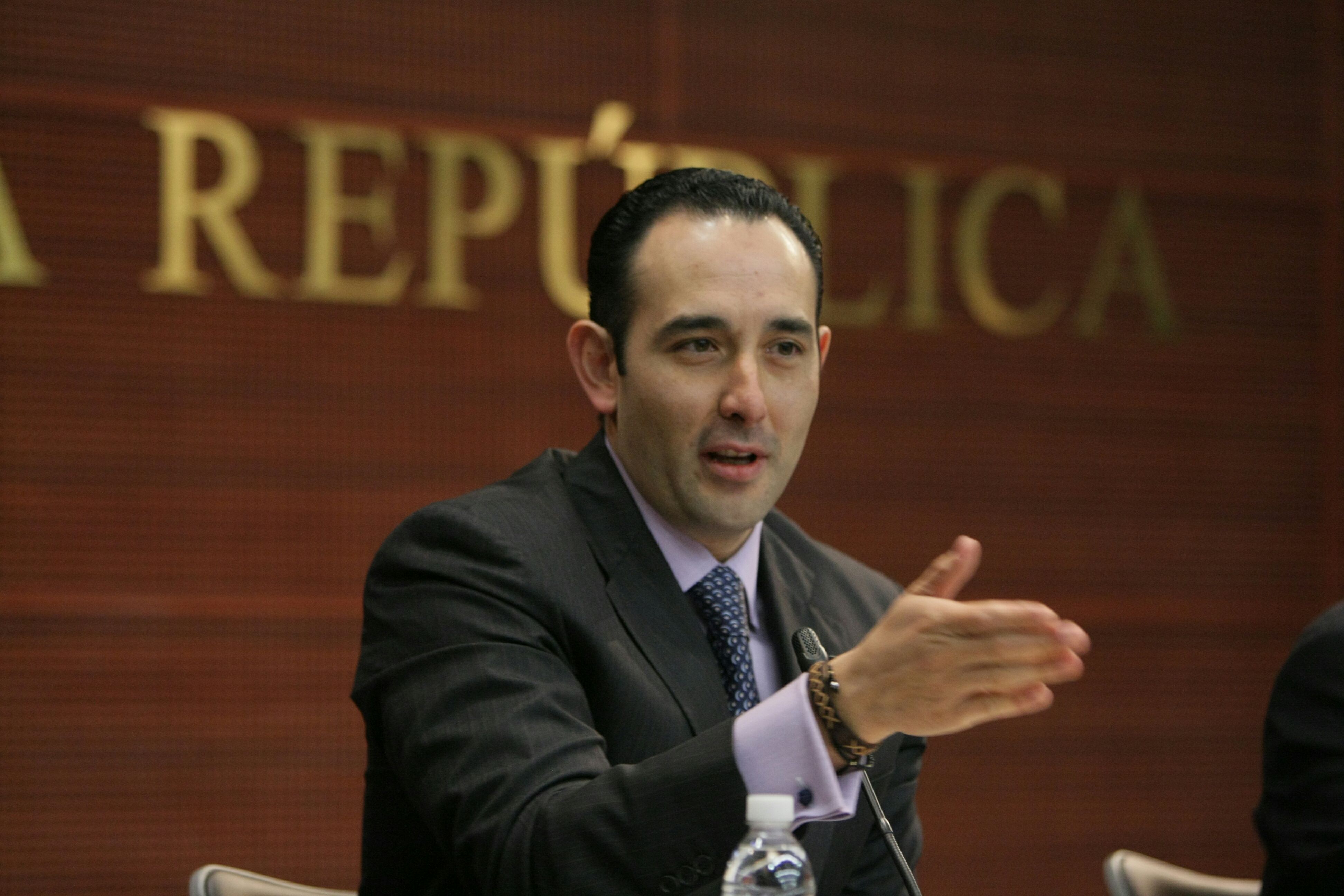 Gil Zuarth invita a Ricardo Anaya a hablar de frente y con la verdad