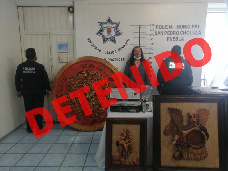 Robó casa en San Pedro Cholula e intentó huir en camioneta robada