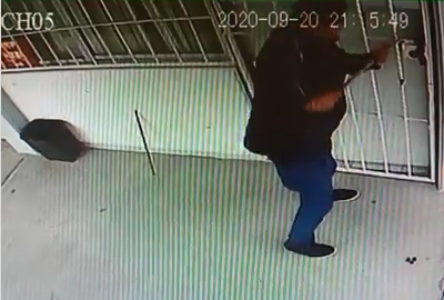 VIDEO Graban a ladrón que ingresó a robar al Cobaep de Zacaola