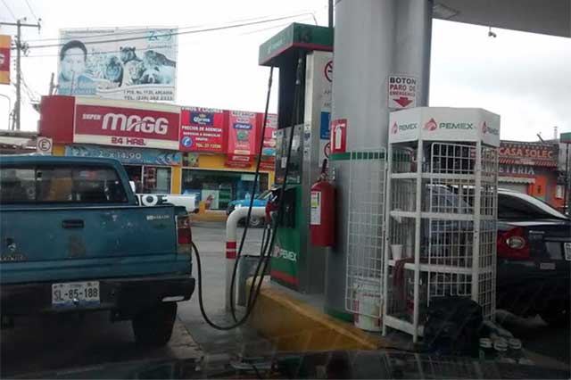 Bandas delictivas se disputan el robo de combustible en Tlacotepec