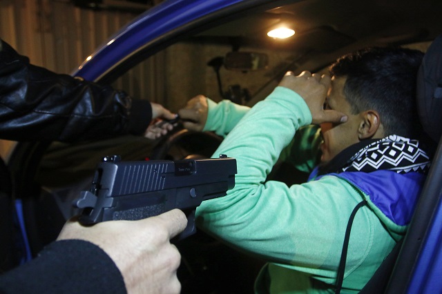 Balean a conductor sobre la México-Puebla