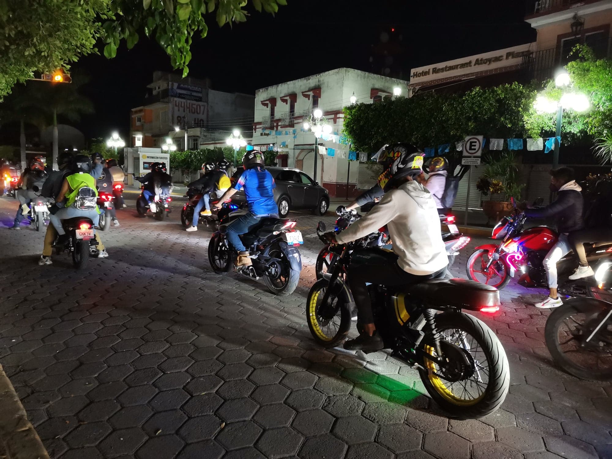 Realizan rodada motociclista en Izúcar para concientizar en el uso de casco