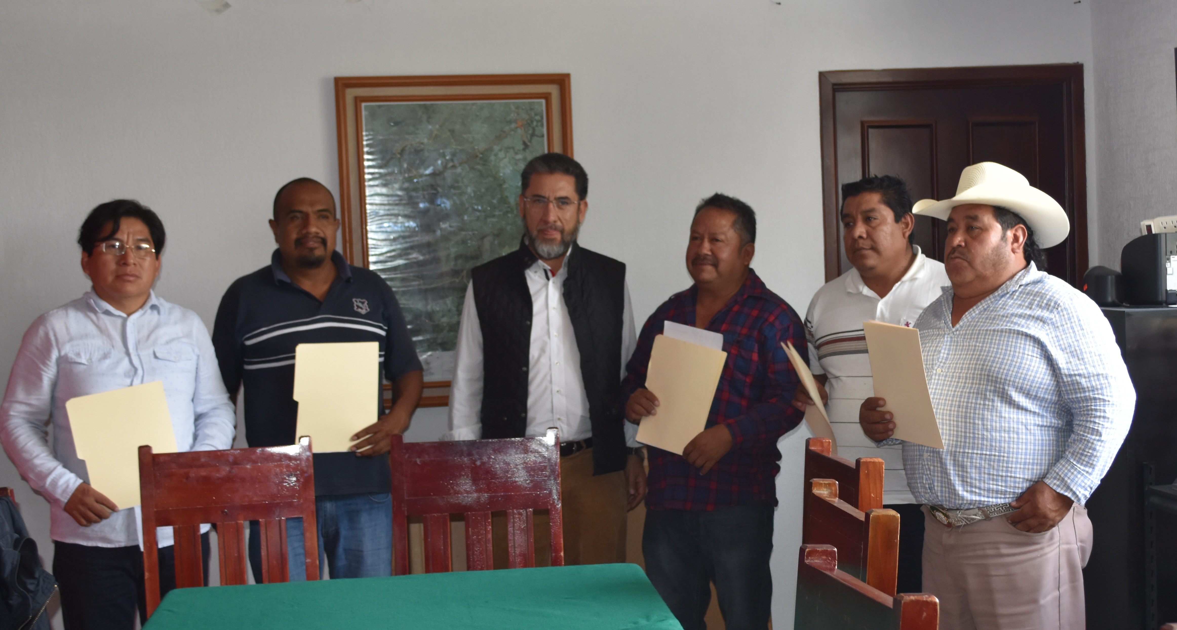 Entregan participaciones a ediles auxiliares de Ocoyucan