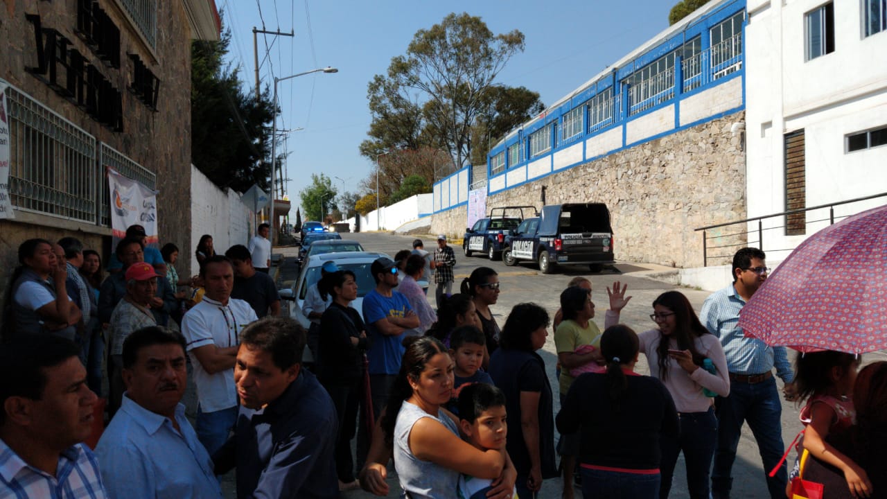 Impiden ingreso de edil auxiliar a la Romero Vargas