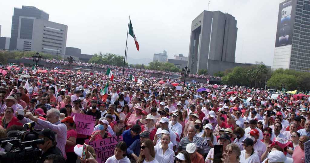 El Zócalo rosa y el miedo