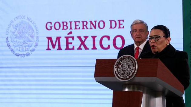 ¿Querían un presidente aliado de las mujeres? Sus obras diferencian al verdadero del falso feminista