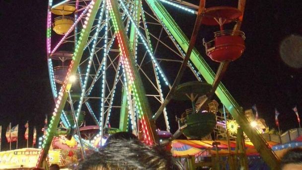 Muere mujer al caer de un juego mecánico en Tepalcingo