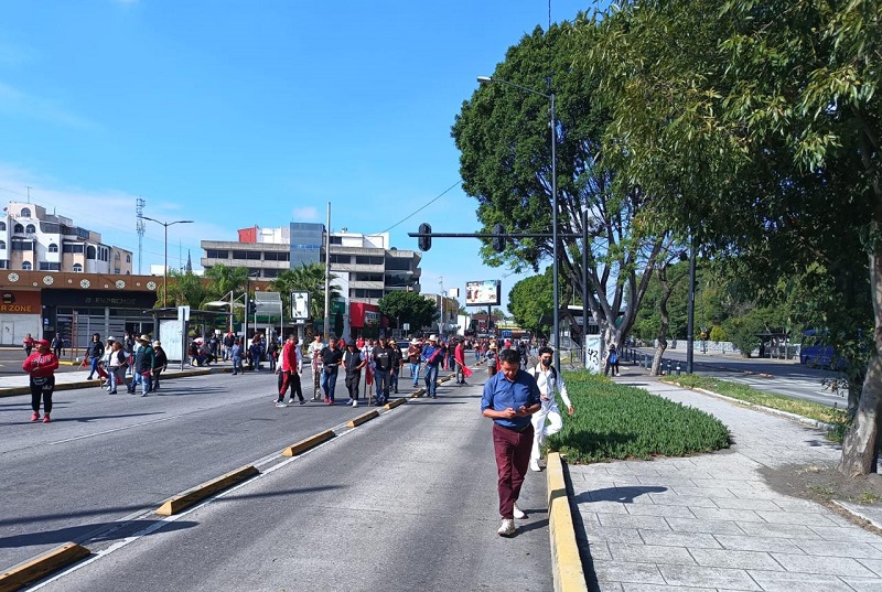 Ojo: marcha de la 28 de octubre provoca cierre del bulevar 5 de mayo