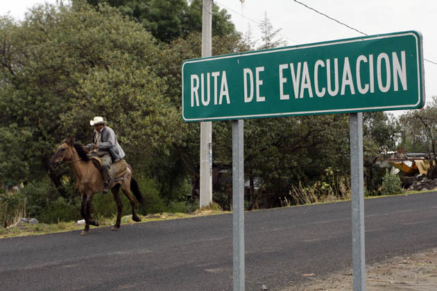 En buenas condiciones, rutas de evacuación del Popocatépetl: MBH