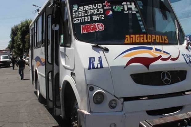 Asaltan a pasajeros de ruta Azteca esta mañana en Puebla