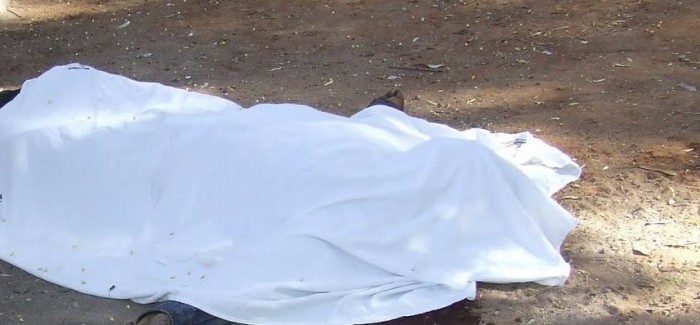 Iba a una fiesta y muere al volcar su camioneta en la Izúcar-Epatlán