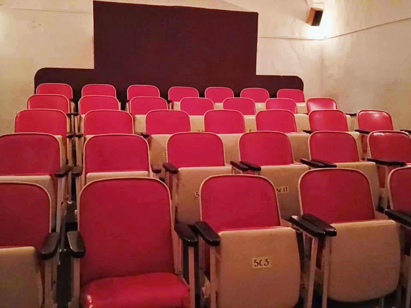Reabren sala de cine clásico del Complejo Cultural El Carmen en Tehuacán