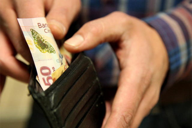 Federación retrasa dinero para la BUAP: Alfonso Esparza