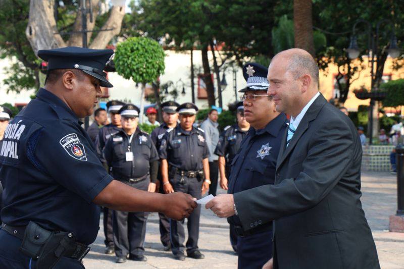 Incrementan con Subsemun salarios a policías municipales de Atlixco