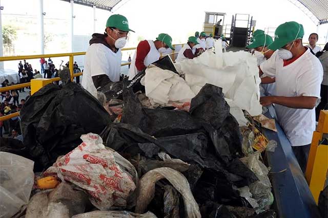 Critican ediles fallas técnicas en relleno Cholula a un año de su operación