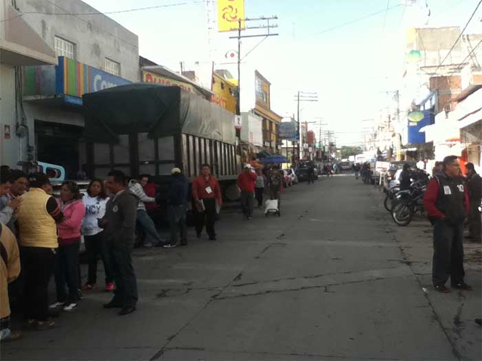 Se apoderan ambulantes de calles de San Martín Texmelucan