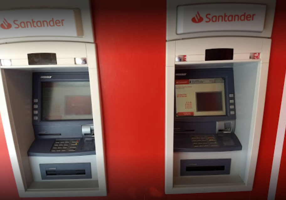 Usuaria denuncia banco Santander en Izúcar por fraude  