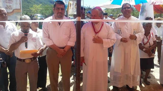 Construyen santuario católico con recursos del gobierno de Chietla