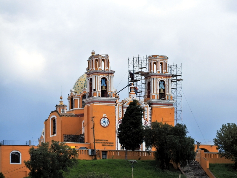 Escalinata de santuario será reparada por San Pedro Cholula
