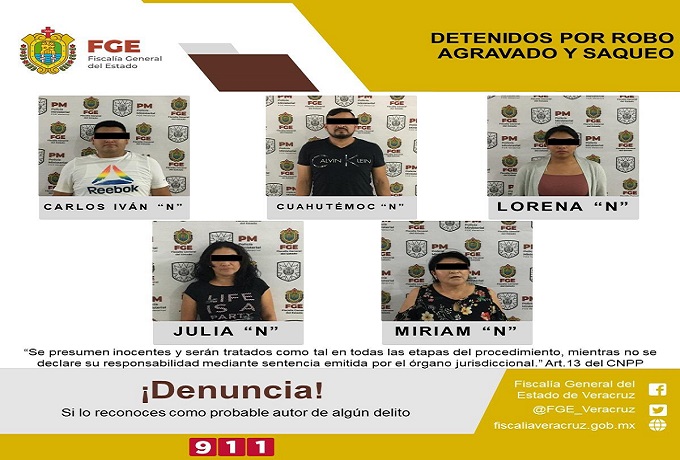 Poblanos roban Bodega Aurrerá de Veracruz y los detienen