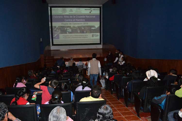 Integran comités para programas sociales en Sierra Norte