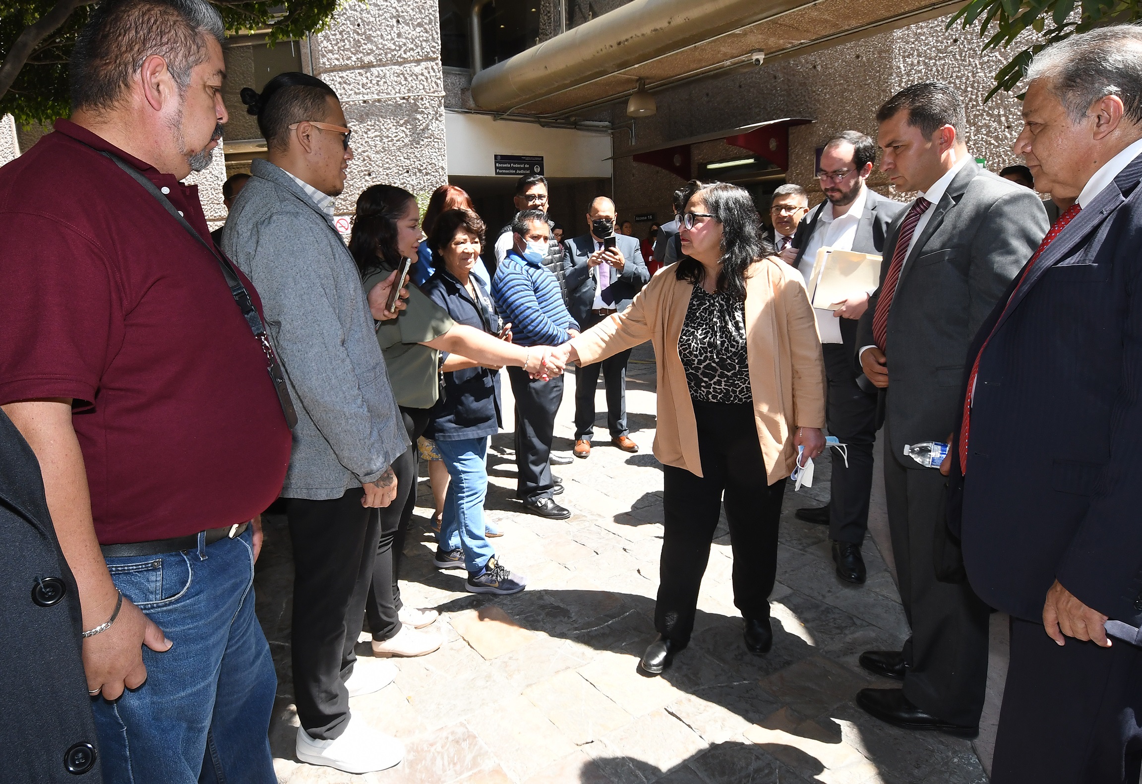Responsabilidad e independencia, pide presidenta de la SCJN a juzgadores