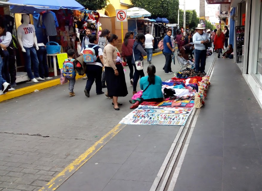 Regularán a comercio de temporada por Día de Muertos en Texmelucan
