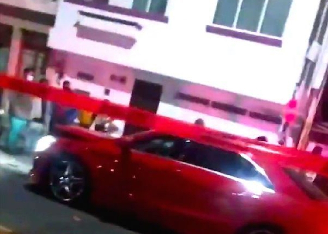 Ejecutan frente a su familia a conductor de un Mercedes en Acatzingo