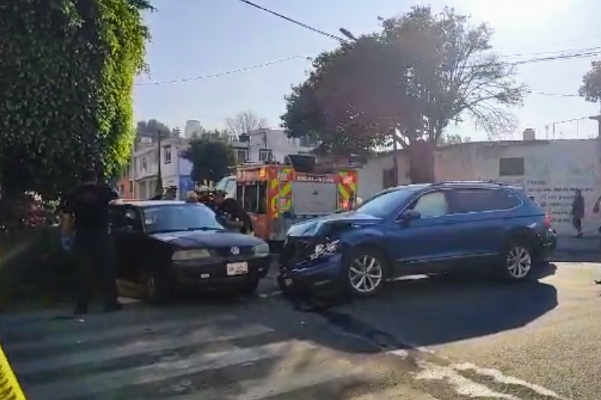 Choques mañaneros en Puebla capital dejan 5 heridos