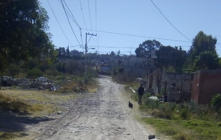 Sin servicio de agua por 20 años, cien familias de Totimehuacán