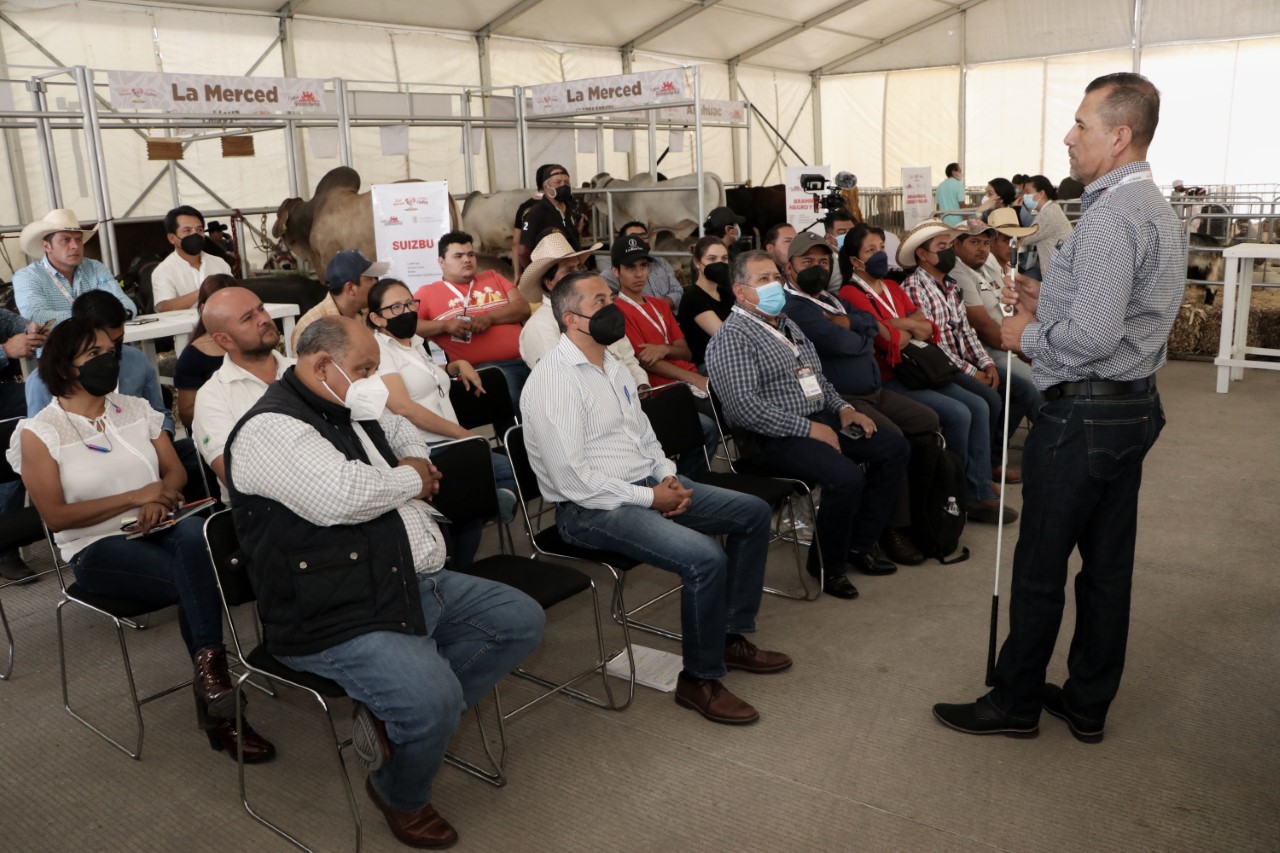 Fortalece SDR acompañamiento técnico y capacitaciones en la Feria de Puebla