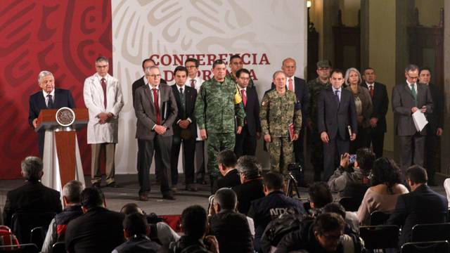 Las fracturas del régimen