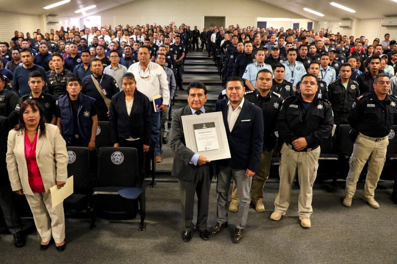 Especialista Martínez Garnelo capacita a ministeriales