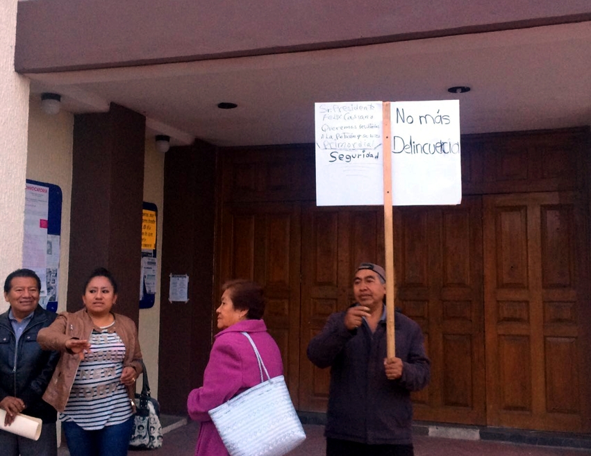 Regidora pide quitar tintes partidistas a protestas en Cuautlancingo