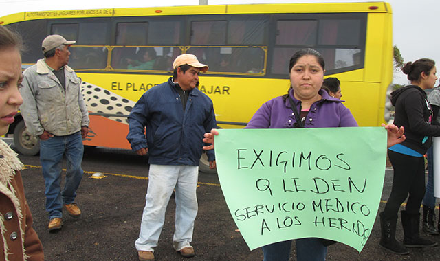 Toman autobuses para que heridos en México-Tuxpan sean indemnizados