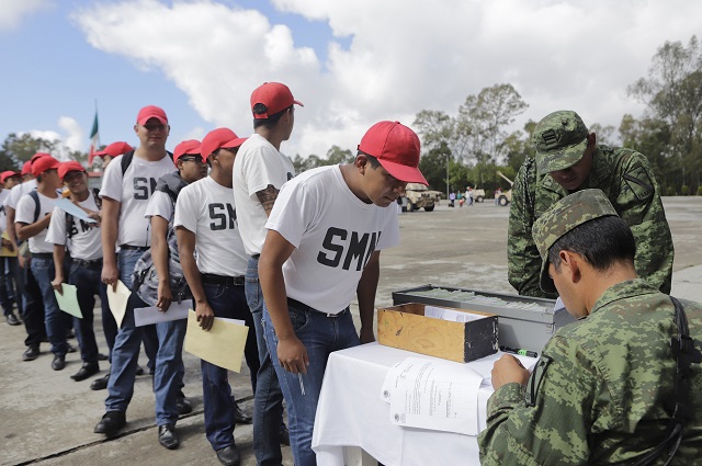 Continúa convocatoria para tramitar cartilla de servicio militar en Puebla