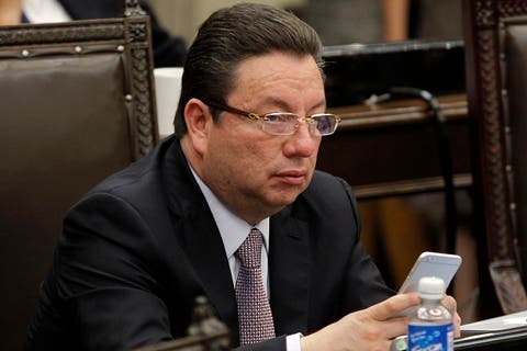 Doble golpe: revocan notaría y catean propiedad vinculadas a Eukid