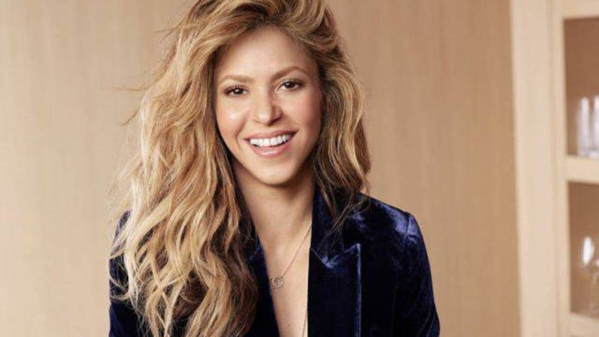 Video Shakira dona 50 mil mascarillas y 10 respiradores para Colombia
