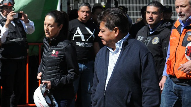 Adelante, Claudia