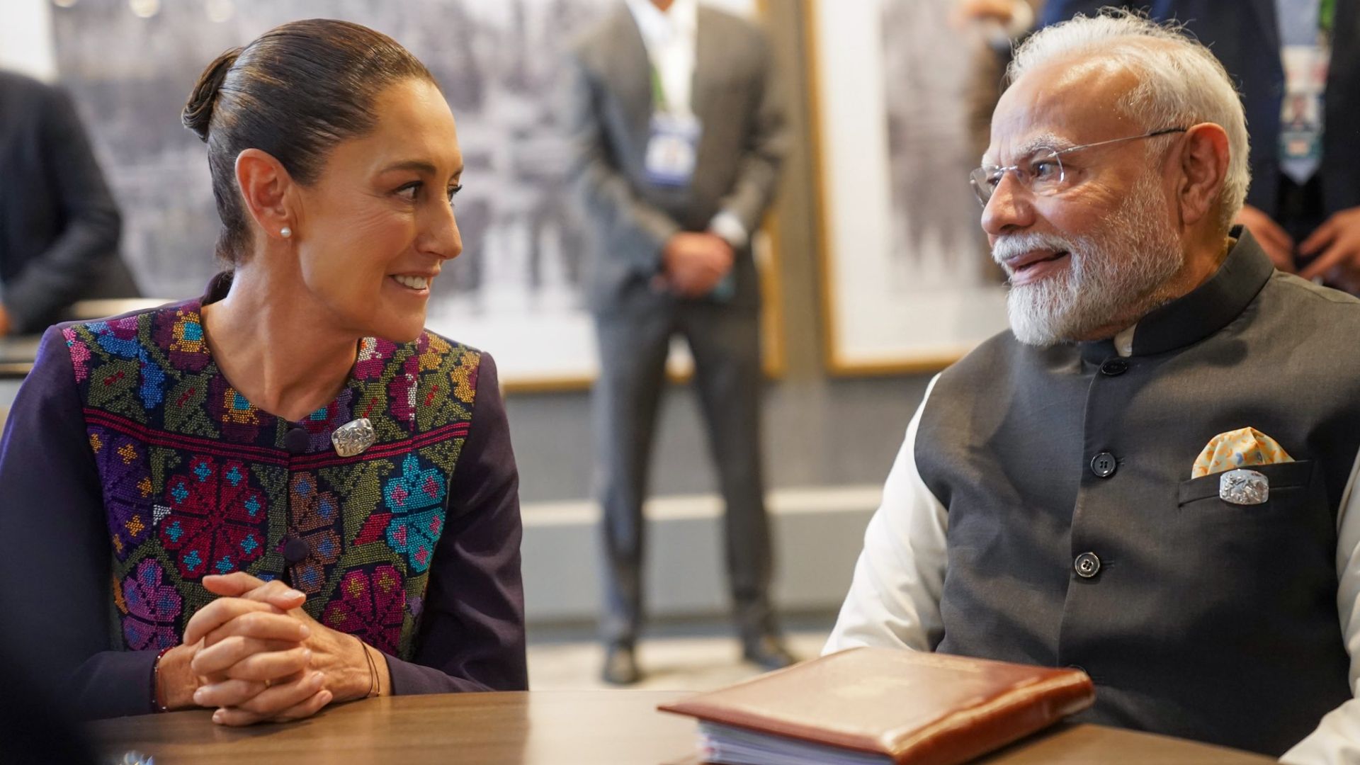 Sheinbaum sostiene encuentro con el primer ministro de India; Narendra Modi