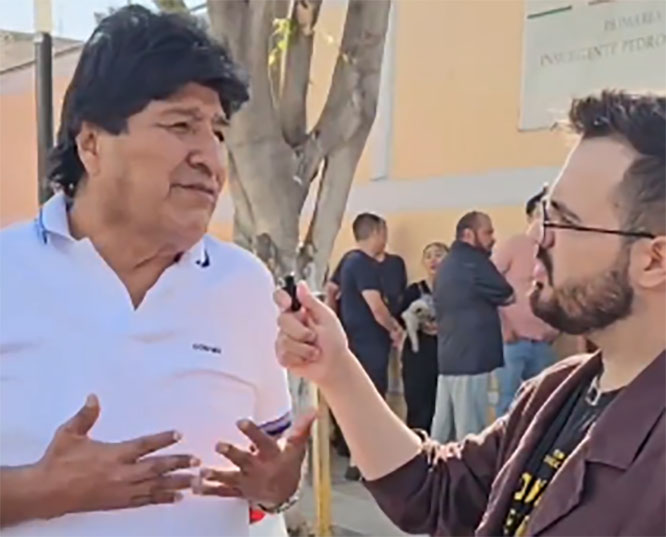 Evo Morales acude a casilla de Iztapalapa como observador internacional