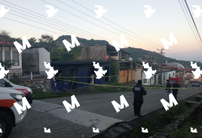 Muere hombre calcinado dentro de su casa en Tlatlauquitepec