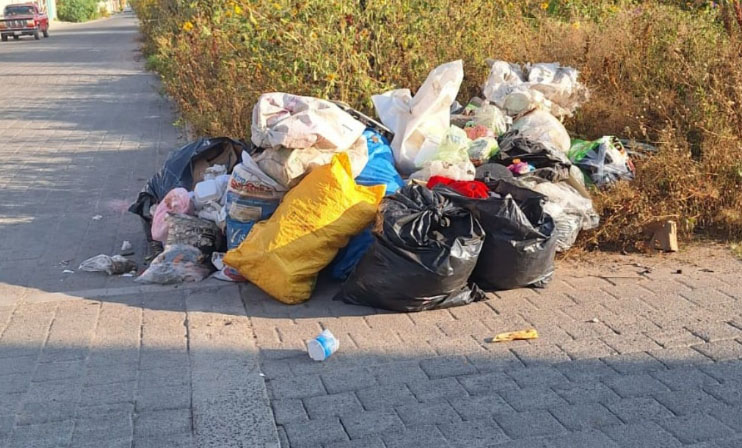 En Tepeaca van 20 días sin camiones de recolección de basura: habitantes