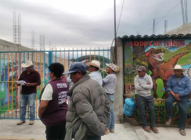 Vecinos de Aztla acusan a edil de Tlapanalá de no cumplir con obras